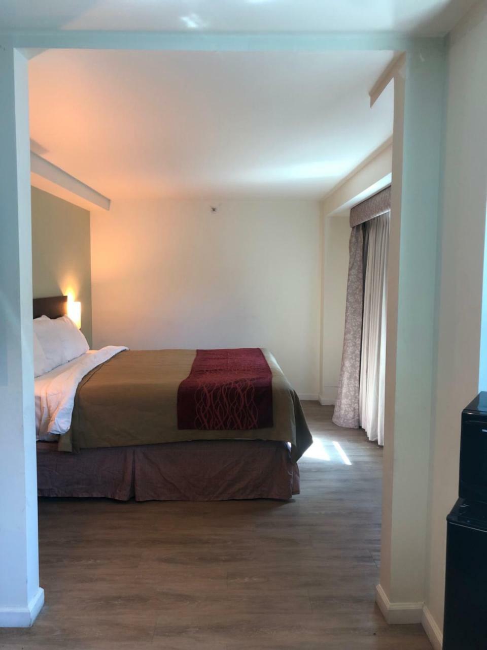 Comfort Inn & Suites - Kew Gardens Near La Guardia Airport New York Eksteriør billede