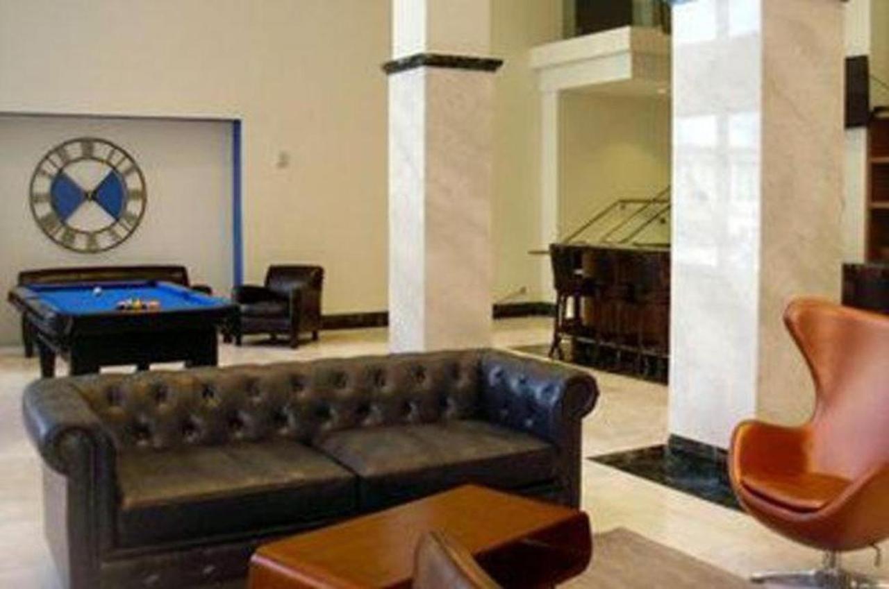 Comfort Inn & Suites - Kew Gardens Near La Guardia Airport New York Eksteriør billede